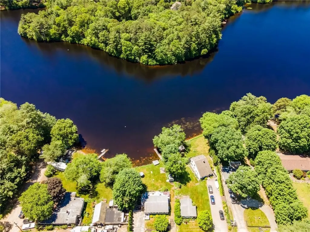31 Sunset Drive Hopkinton RI 02832