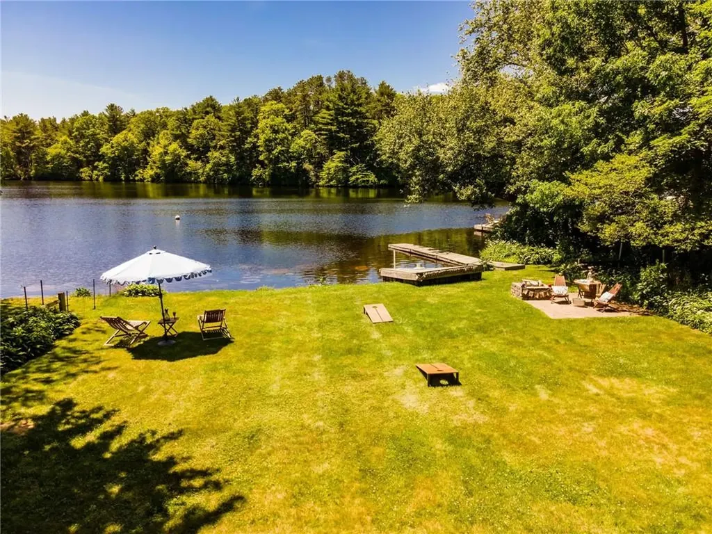 31 Sunset Drive Hopkinton RI 02832