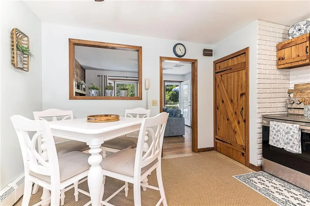 31 Sunset Drive Hopkinton RI 02832