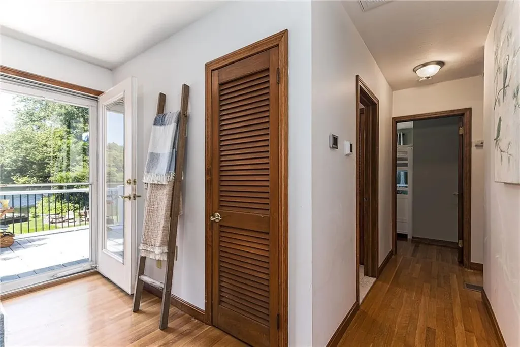 31 Sunset Drive Hopkinton RI 02832