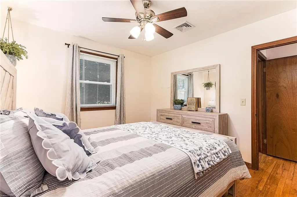 31 Sunset Drive Hopkinton RI 02832
