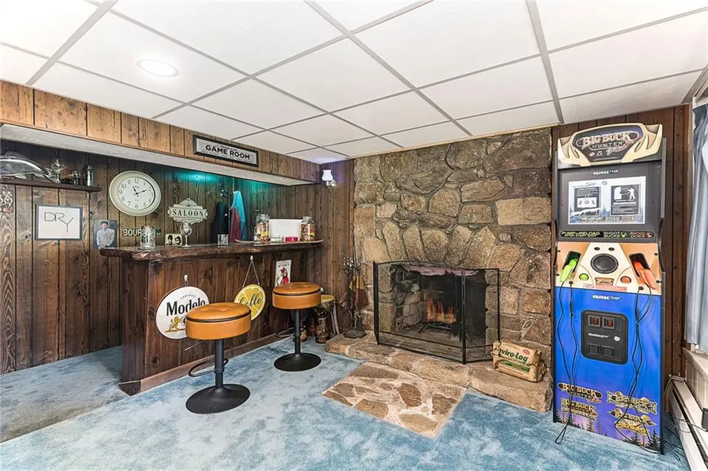31 Sunset Drive Hopkinton RI 02832