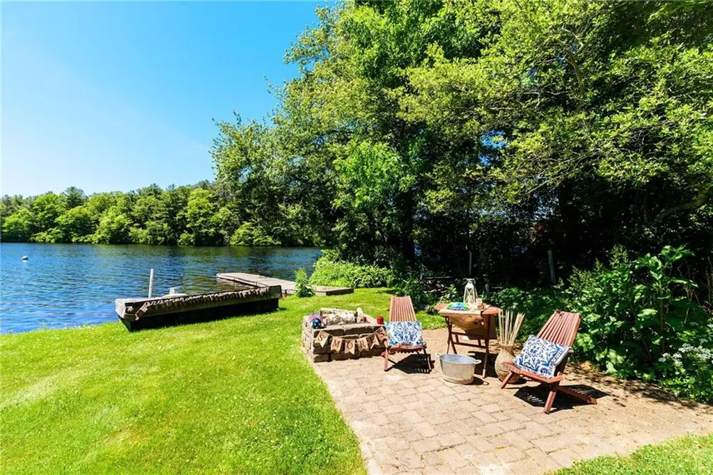 31 Sunset Drive Hopkinton RI 02832