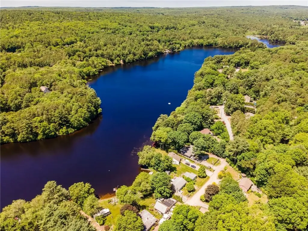 31 Sunset Drive Hopkinton RI 02832