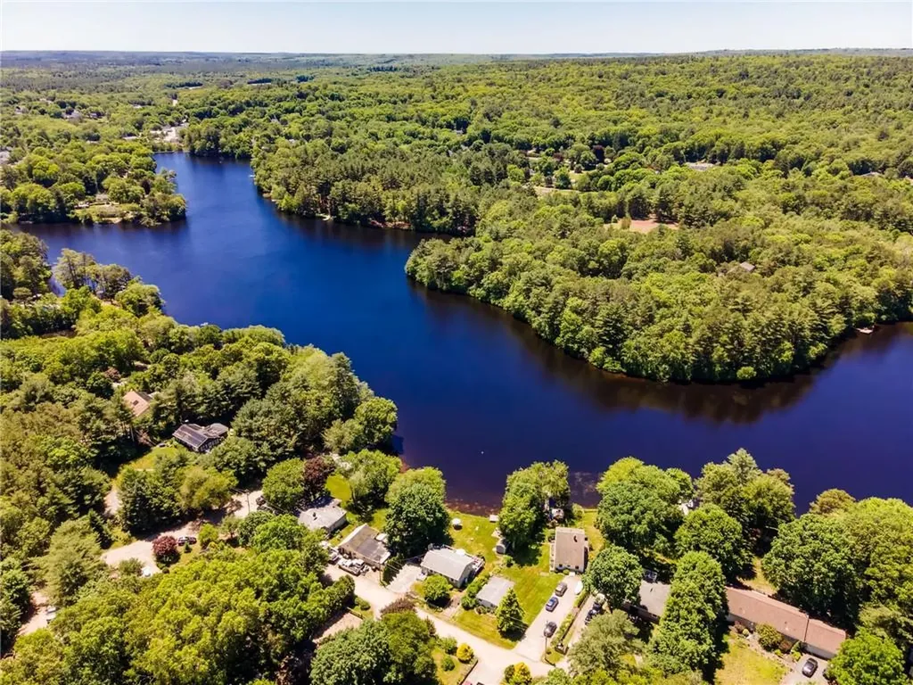 31 Sunset Drive Hopkinton RI 02832