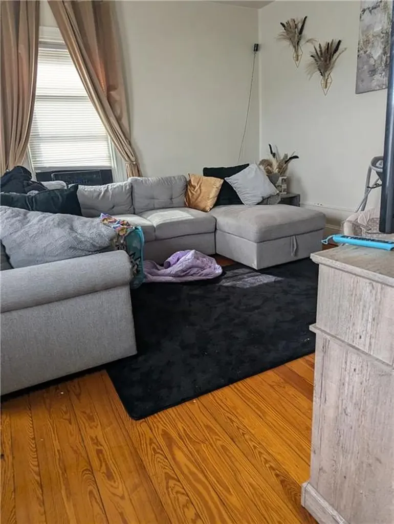1189 Main Street West Warwick RI 02893