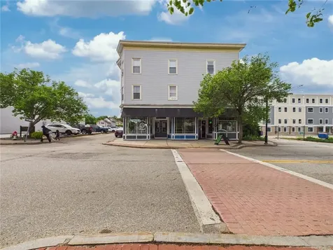 1189 Main Street West Warwick RI 02893