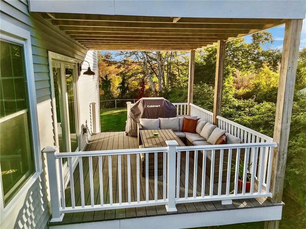 608 Wordens Pond Road South Kingstown RI 02879