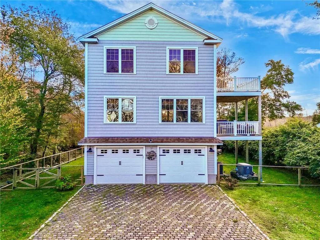 608 Wordens Pond Road South Kingstown RI 02879