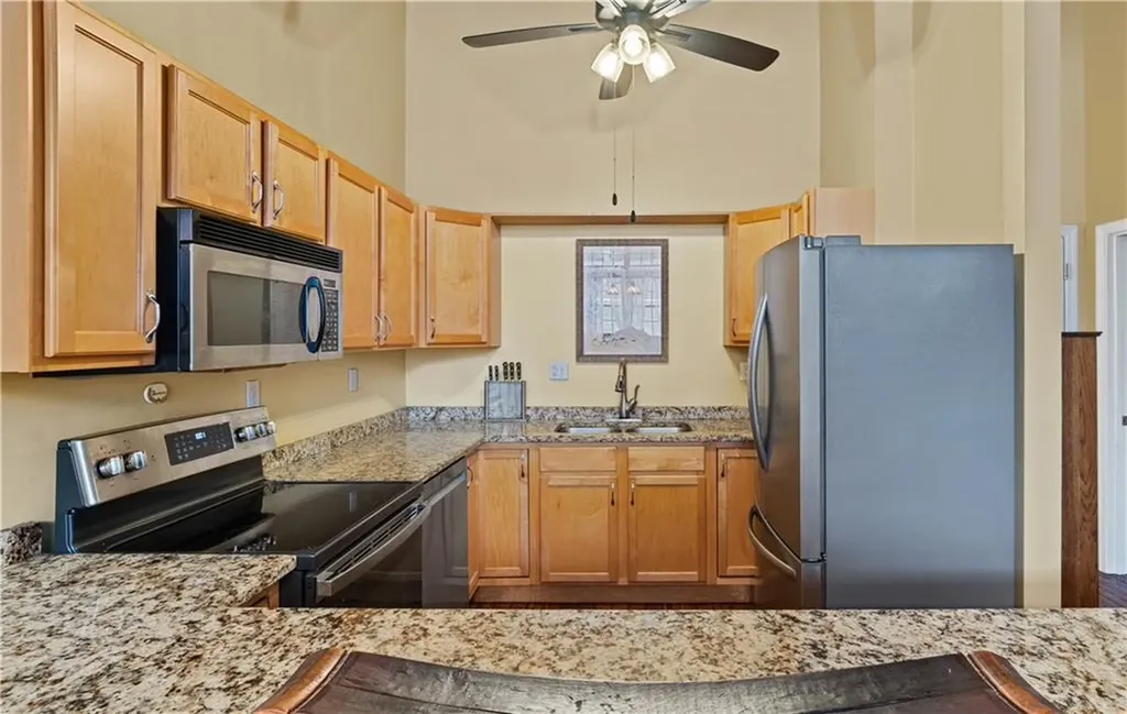63 Blakeley Street Woonsocket RI 02895