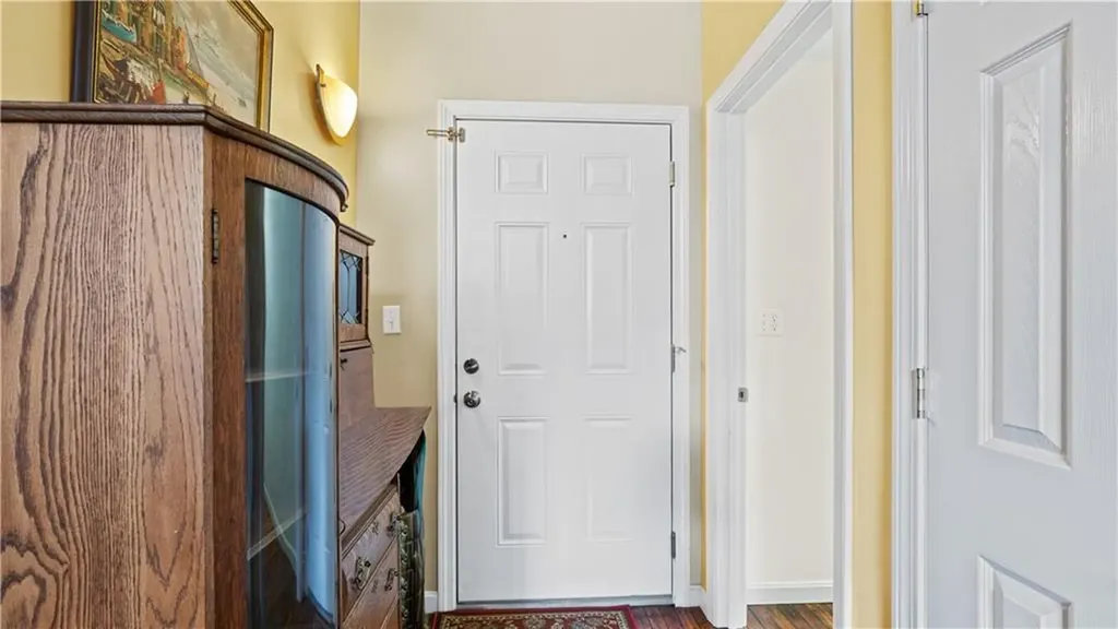 63 Blakeley Street Woonsocket RI 02895
