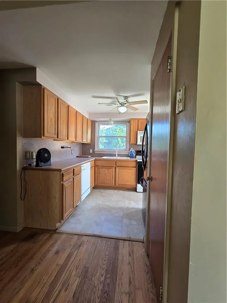 58 Hoyt Street Warwick RI 02886