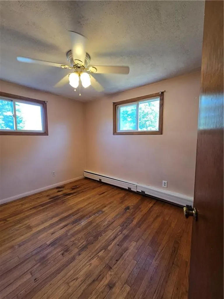 58 Hoyt Street Warwick RI 02886