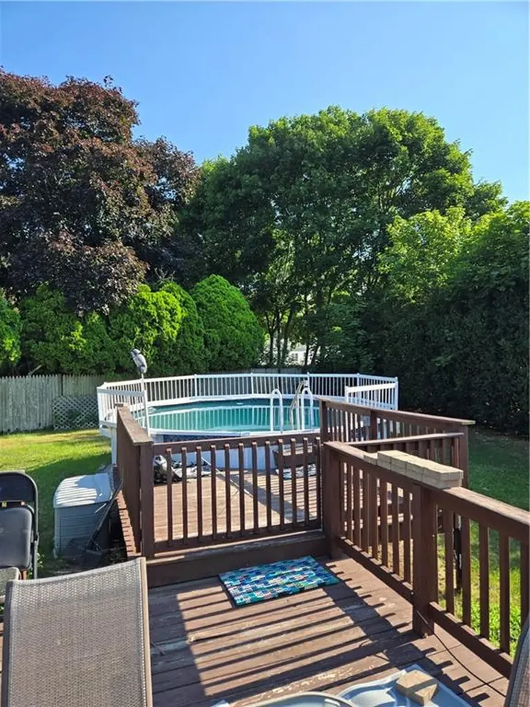 58 Hoyt Street Warwick RI 02886