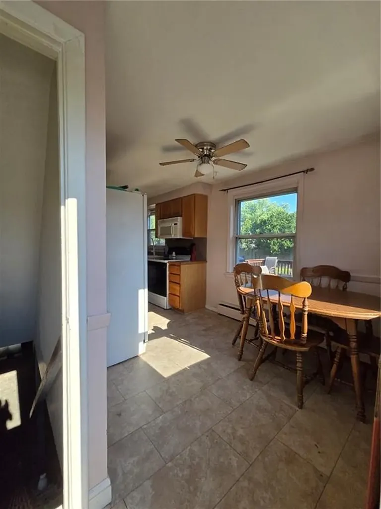 58 Hoyt Street Warwick RI 02886