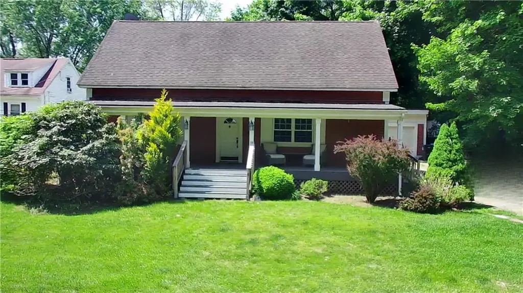 1635 Old Smithfield Road North Smithfield RI 02896