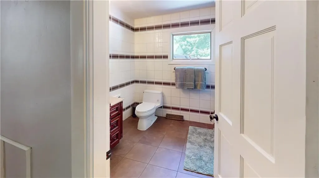 1635 Old Smithfield Road North Smithfield RI 02896