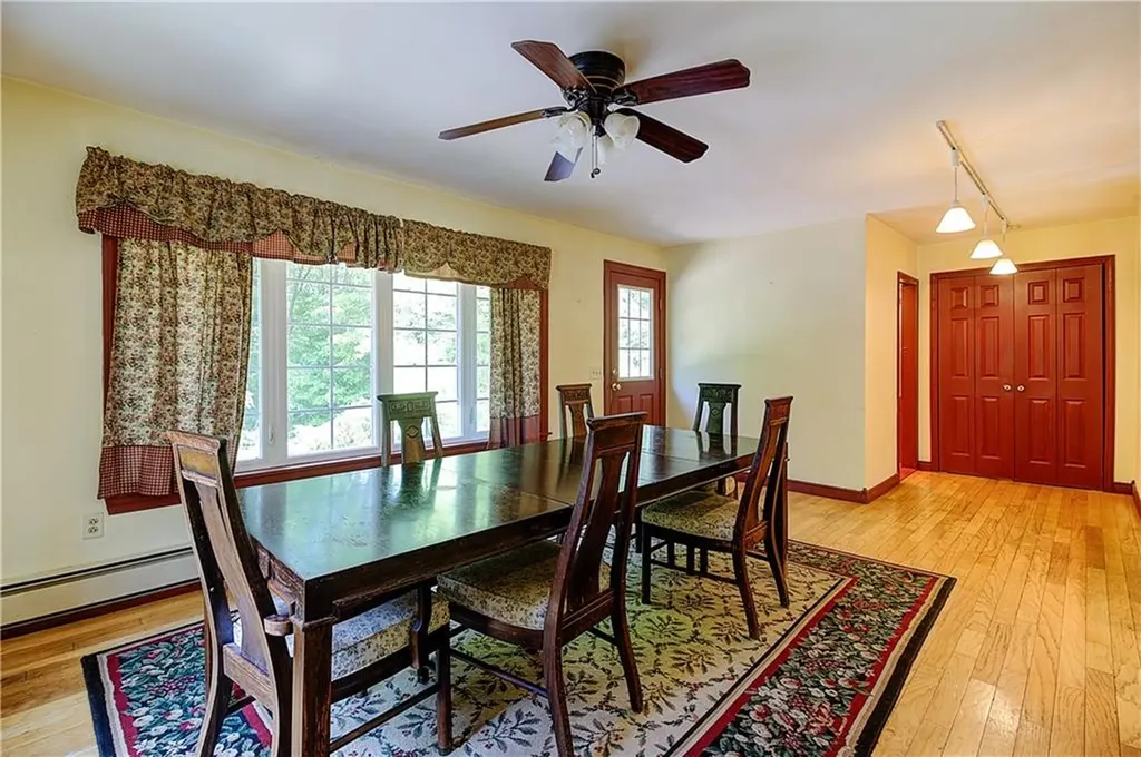 48 Brayton Road Smithfield RI 02917