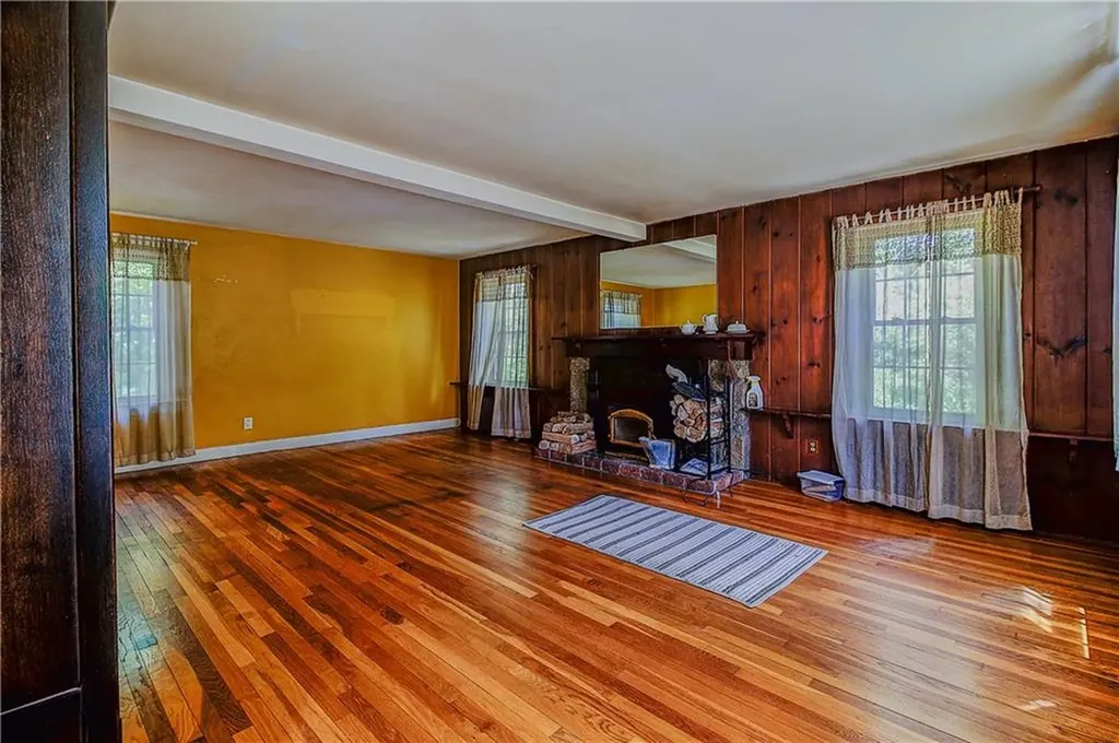 48 Brayton Road Smithfield RI 02917