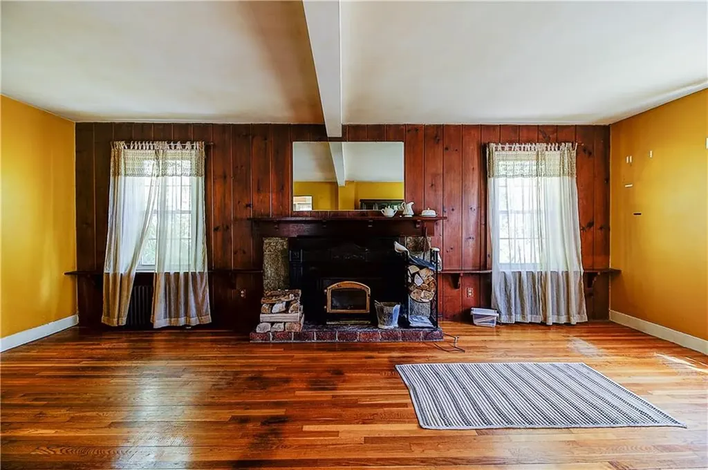 48 Brayton Road Smithfield RI 02917