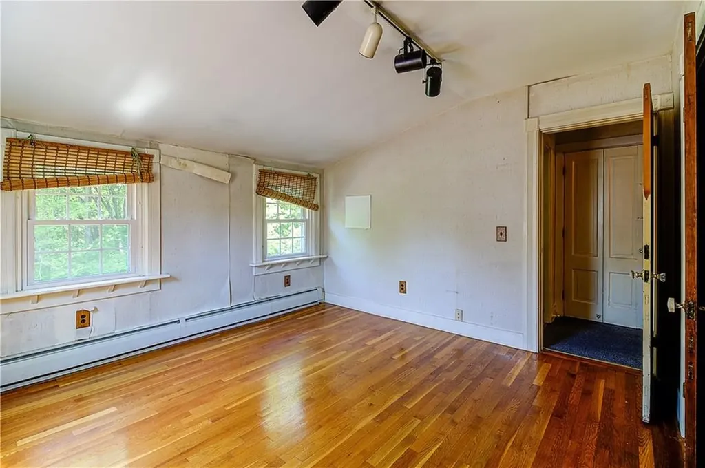 48 Brayton Road Smithfield RI 02917