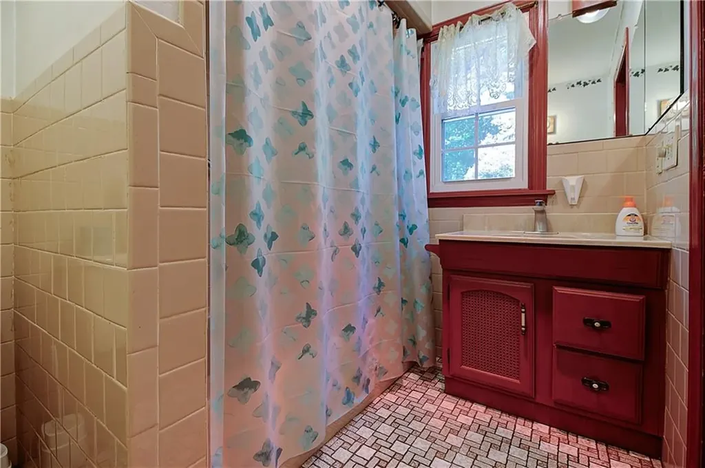48 Brayton Road Smithfield RI 02917