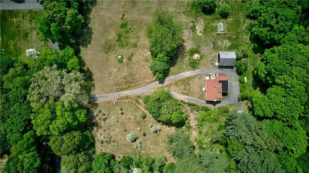 48 Brayton Road Smithfield RI 02917