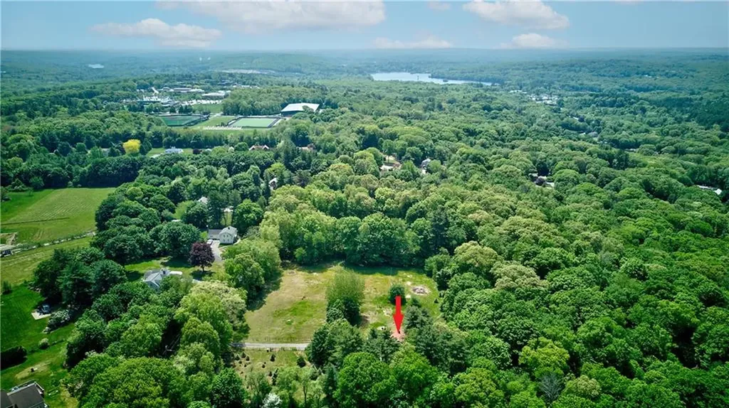 48 Brayton Road Smithfield RI 02917