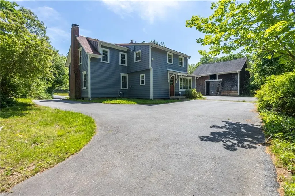 48 Brayton Road Smithfield RI 02917