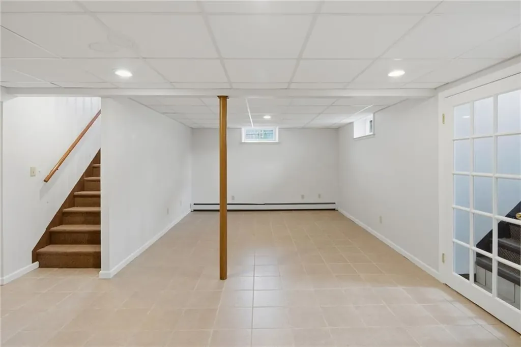 160 Fort Street East Providence RI 02914