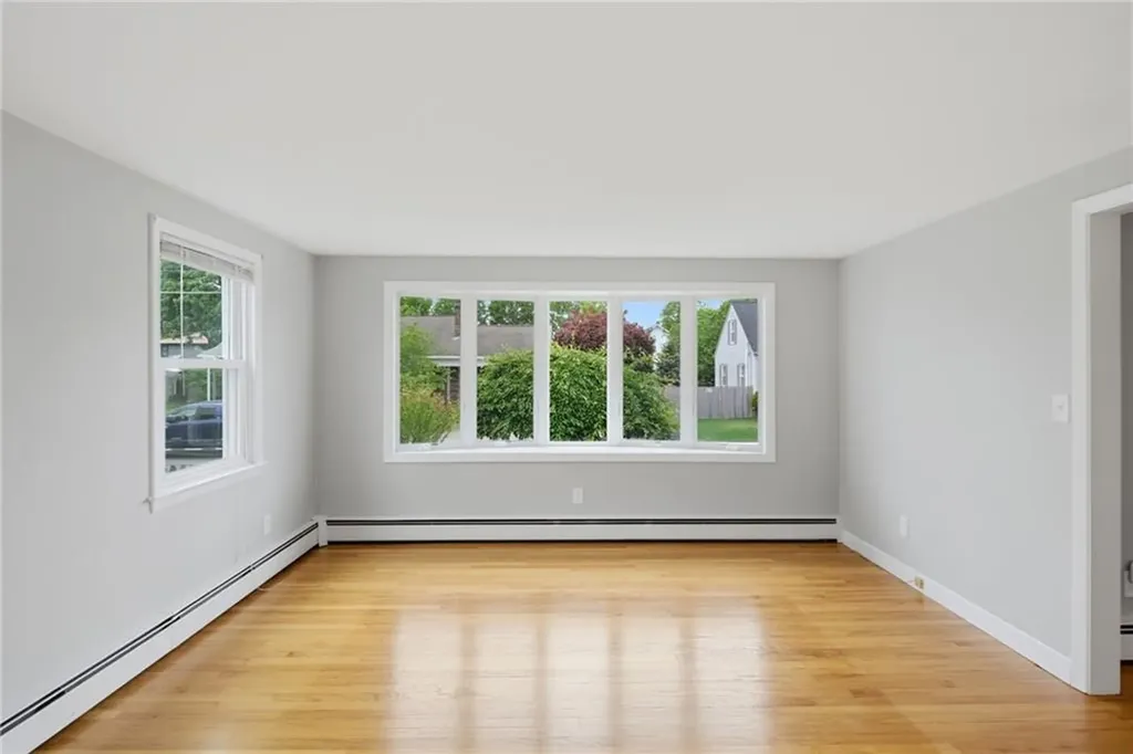 160 Fort Street East Providence RI 02914