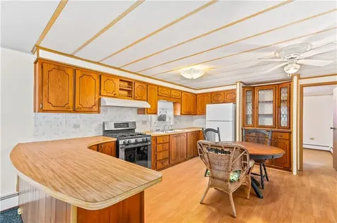 8 Thrid Street Portsmouth RI 02842