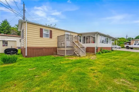 8 Thrid Street Portsmouth RI 02842