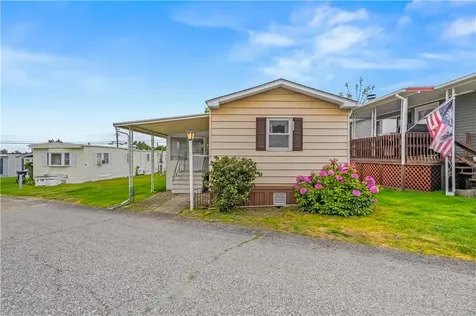 8 Thrid Street Portsmouth RI 02842