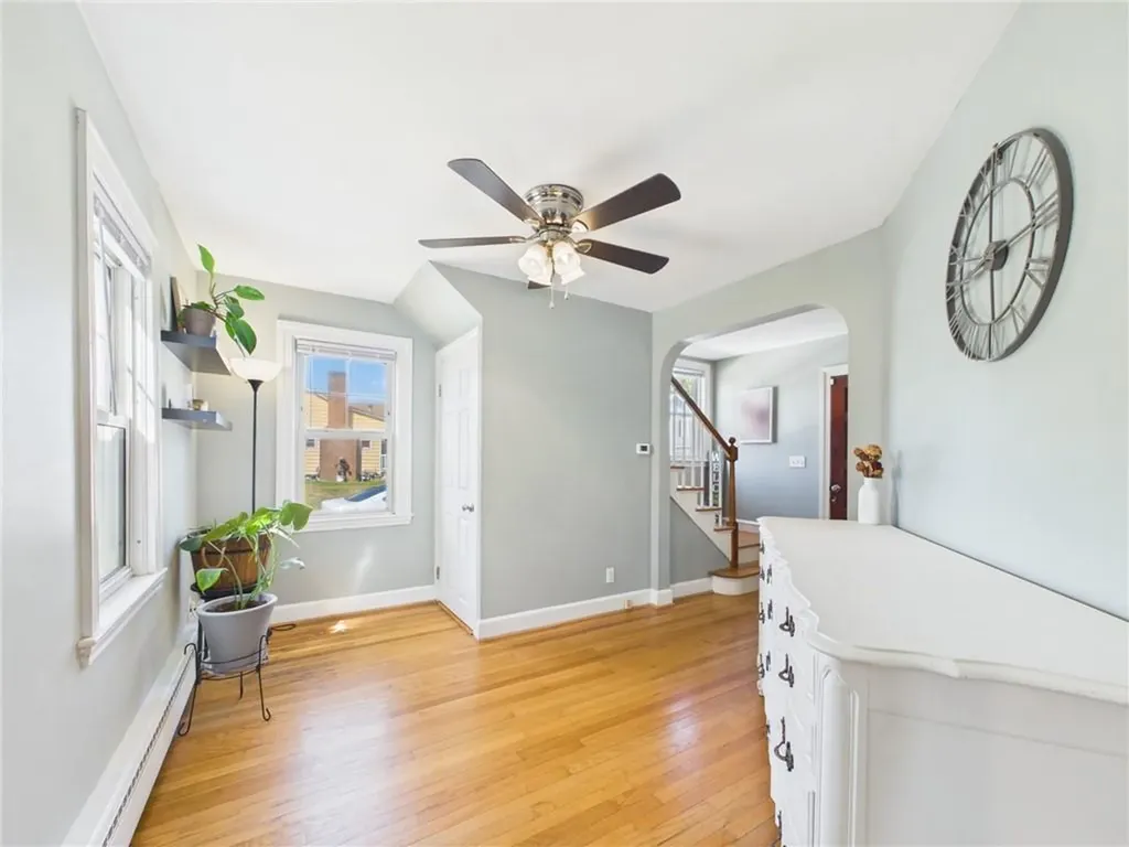 122 Gordon Avenue Warwick RI 02889