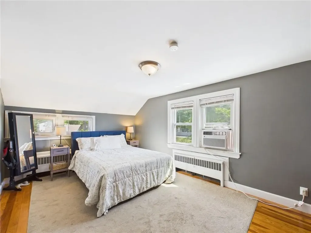 122 Gordon Avenue Warwick RI 02889