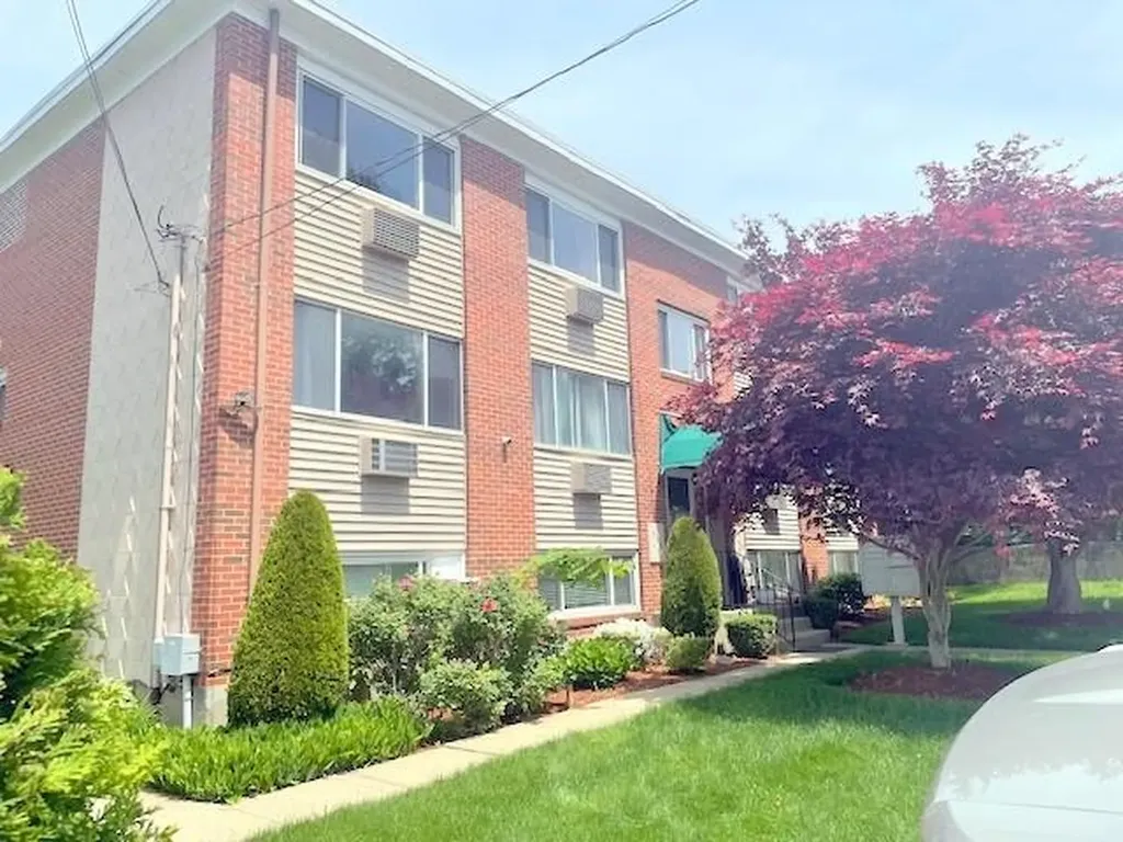 45 Urban Avenue North Providence RI 02904