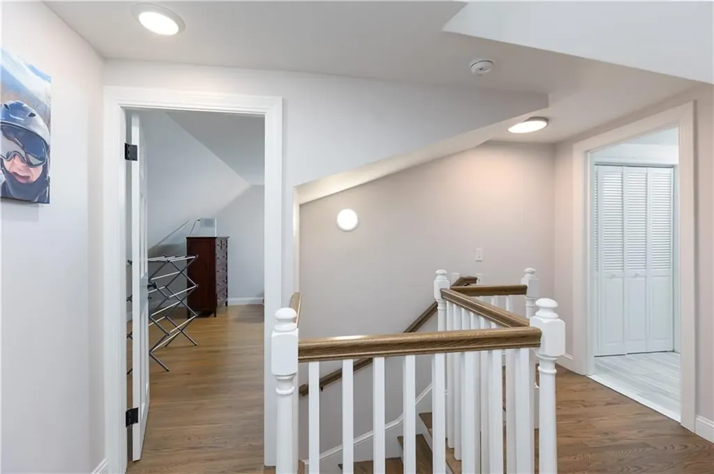15 Kenton Avenue East Providence RI 02916