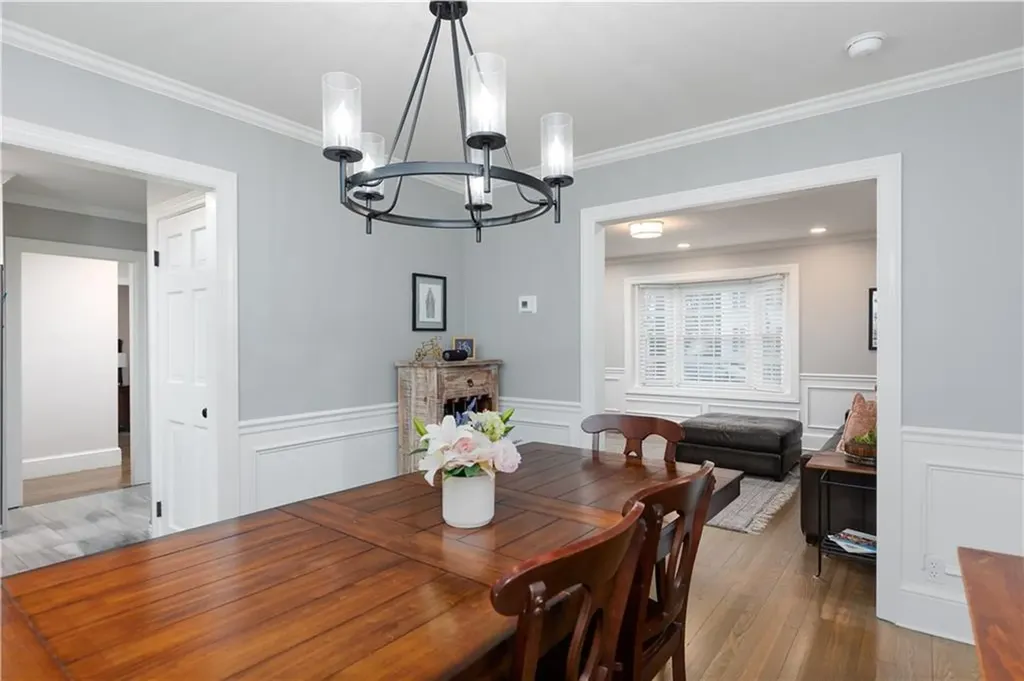 15 Kenton Avenue East Providence RI 02916