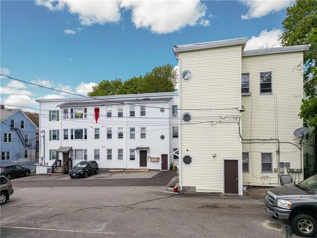 157 181 Rathbun Street Woonsocket RI 02895