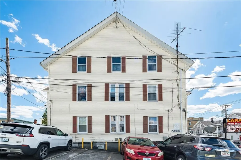 157 181 Rathbun Street Woonsocket RI 02895