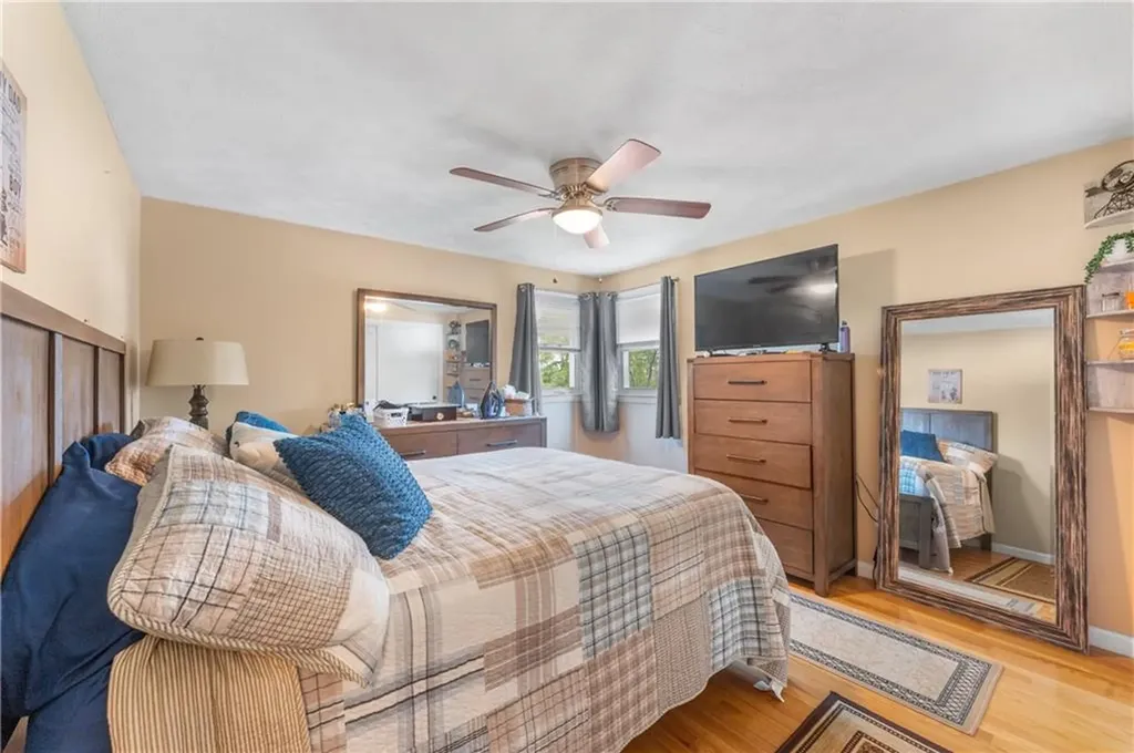 149 Grassmere Avenue East Providence RI 02914