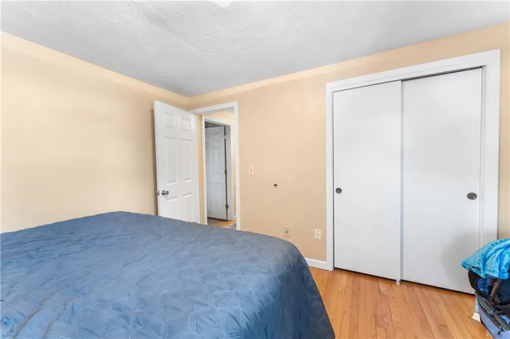 149 Grassmere Avenue East Providence RI 02914