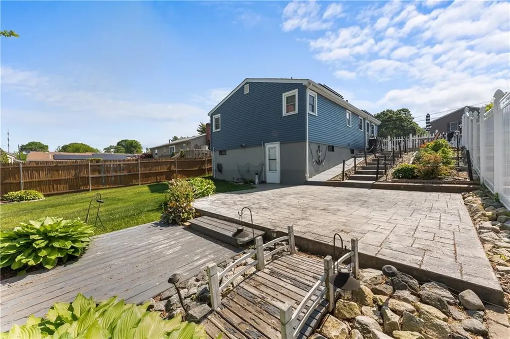 149 Grassmere Avenue East Providence RI 02914