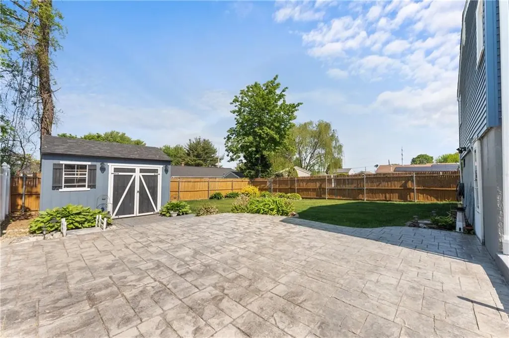 149 Grassmere Avenue East Providence RI 02914