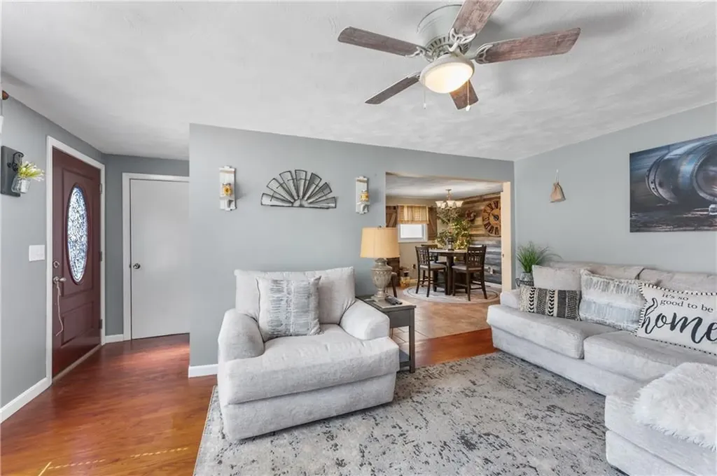 149 Grassmere Avenue East Providence RI 02914