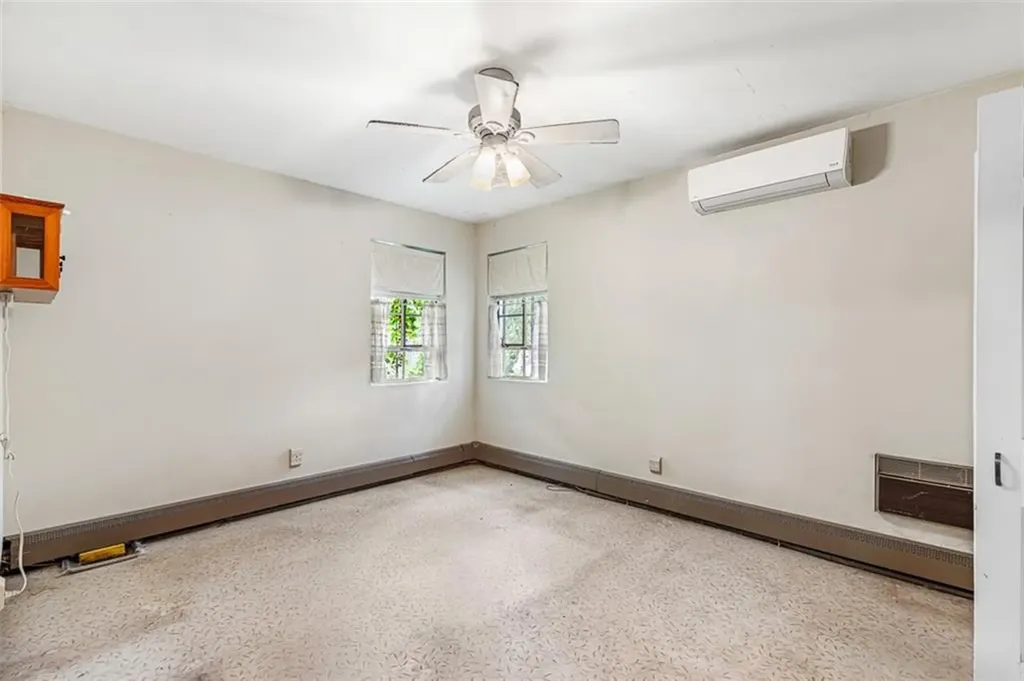 46 Somerset Avenue East Providence RI 02915