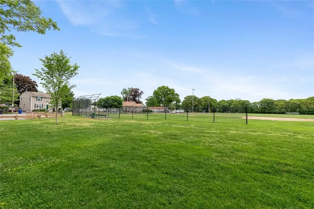 46 Somerset Avenue East Providence RI 02915