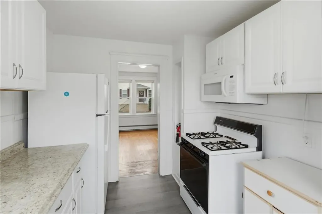 47 Goldsmith Avenue East Providence RI 02914