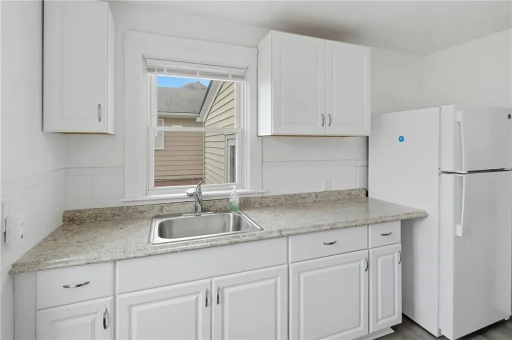 47 Goldsmith Avenue East Providence RI 02914
